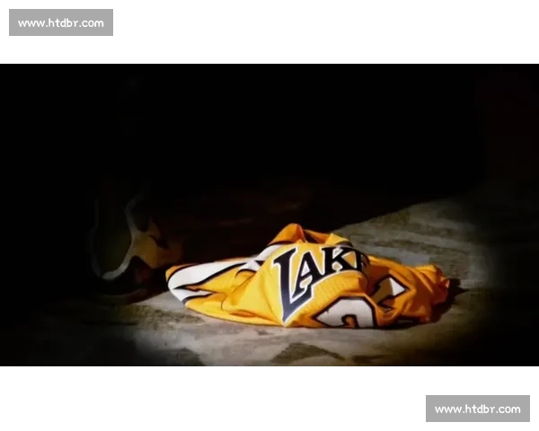 阿迪达斯 “霓虹流光” F50 战靴震撼发布，致敬传奇梅西！